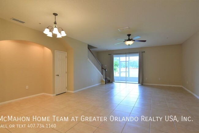 Building Photo - AVALON LAKES 3br 2.5ba townhome, OVER 2000...