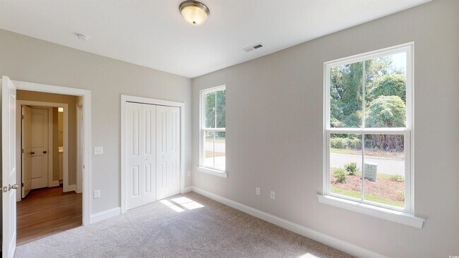 Building Photo - 29 Wimbledon Ct