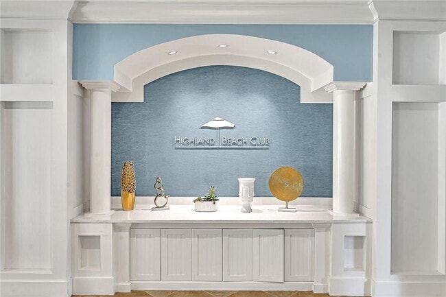 Building Photo - 3606 S Ocean Blvd