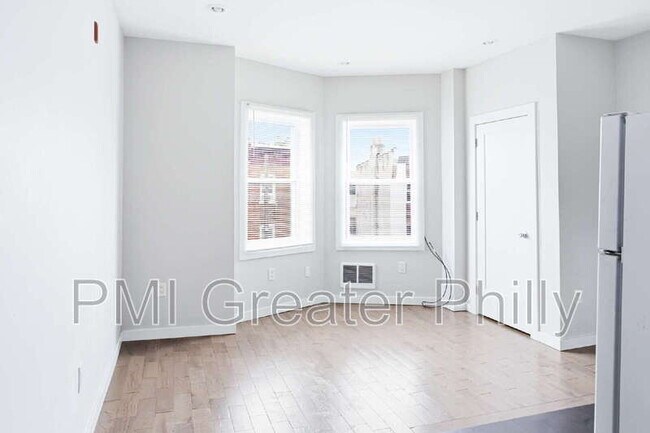 Building Photo - 332 N 62nd St
