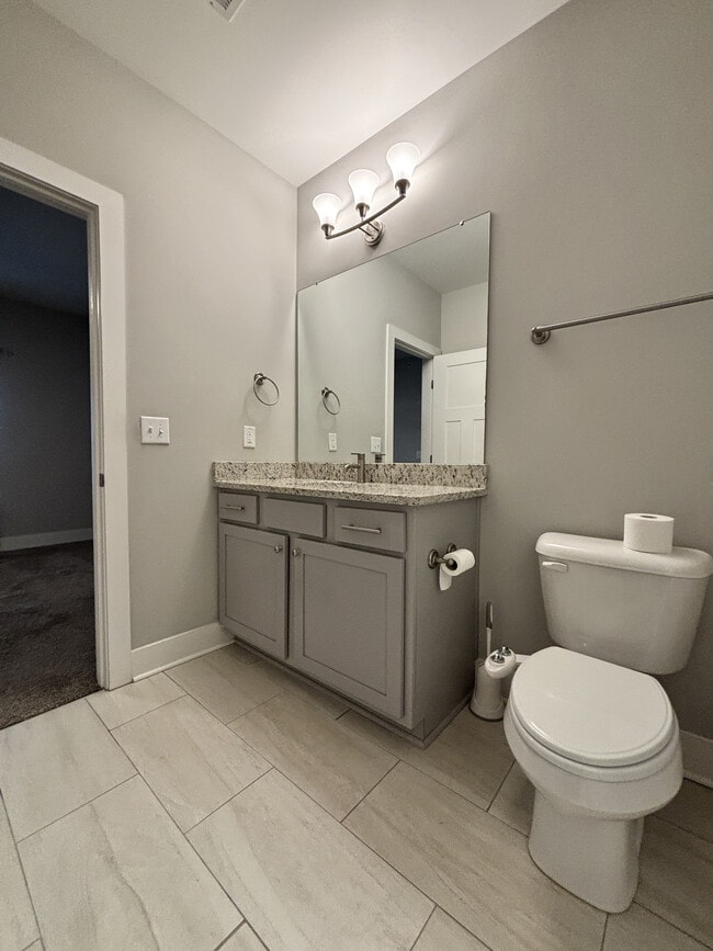 Building Photo - 934 Governors Ct