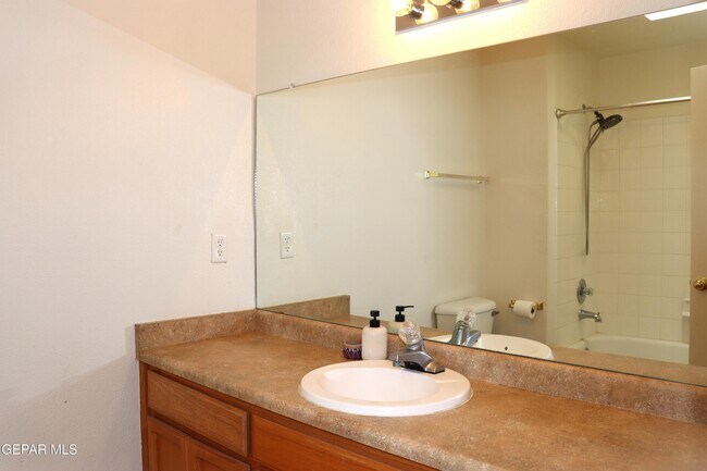 Building Photo - 3329 Tierra Sara Ln