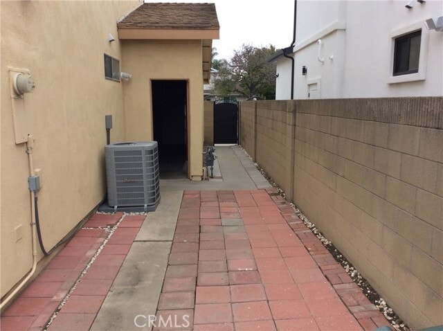 Building Photo - 13053 Caravel St