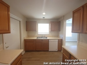 Building Photo - 10527 Hunters Pond