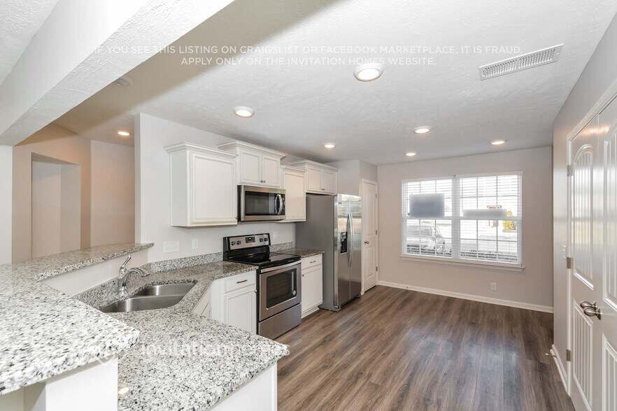 Building Photo - 3537 Nightshade Dr