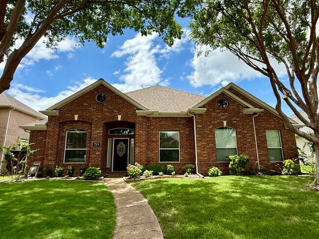 Primary Photo - 715 Willow Ridge Ct
