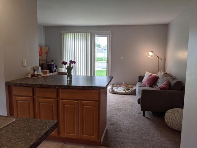 Building Photo - 5723 S 34th Ave