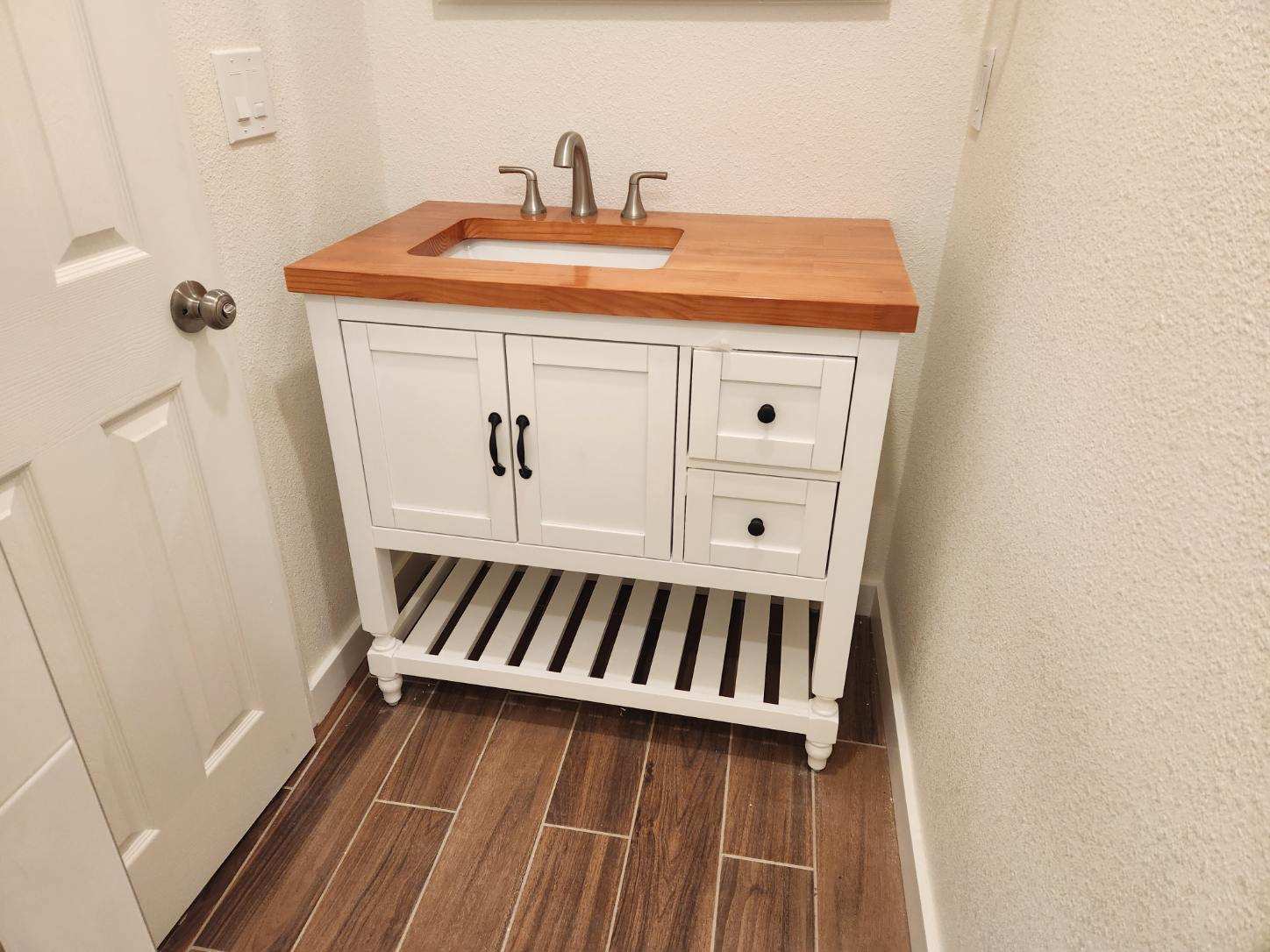 Building Photo - 914 N Olive St