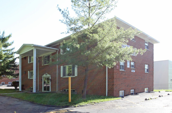 Building Photo - Ohio Pike Terrace Apartments