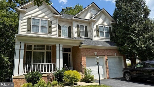Building Photo - 7567 Lindberg Dr