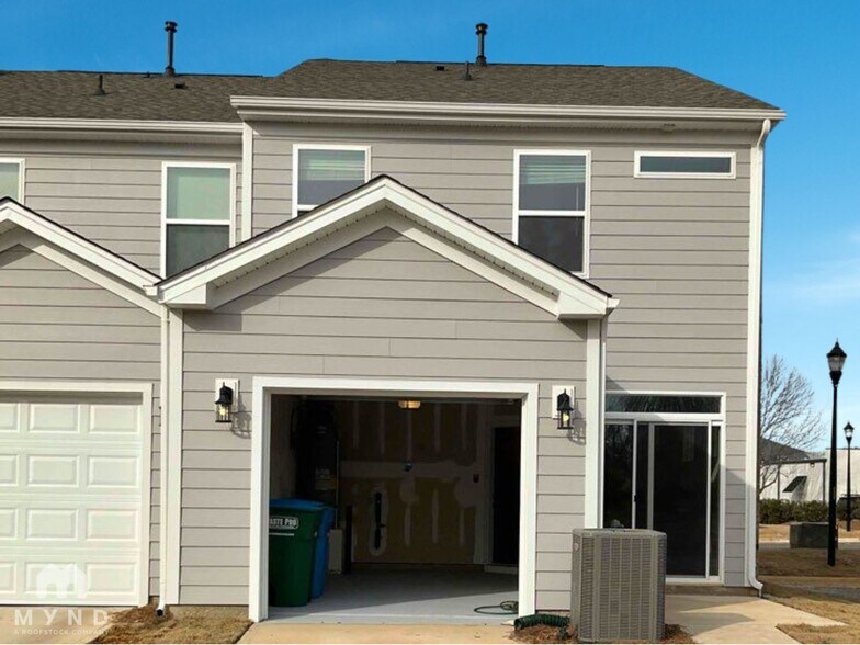 Building Photo - 5541 Stafford Rd