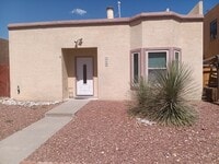 Building Photo - 3 Bedroom, 2.5 Bathroom Home! Schedule a S...