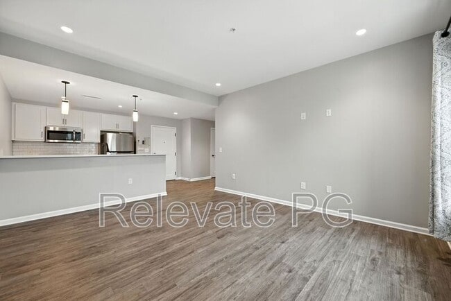 Building Photo - 1420 Ewing Pk Lp