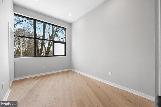 Building Photo - 36 N Narberth Ave