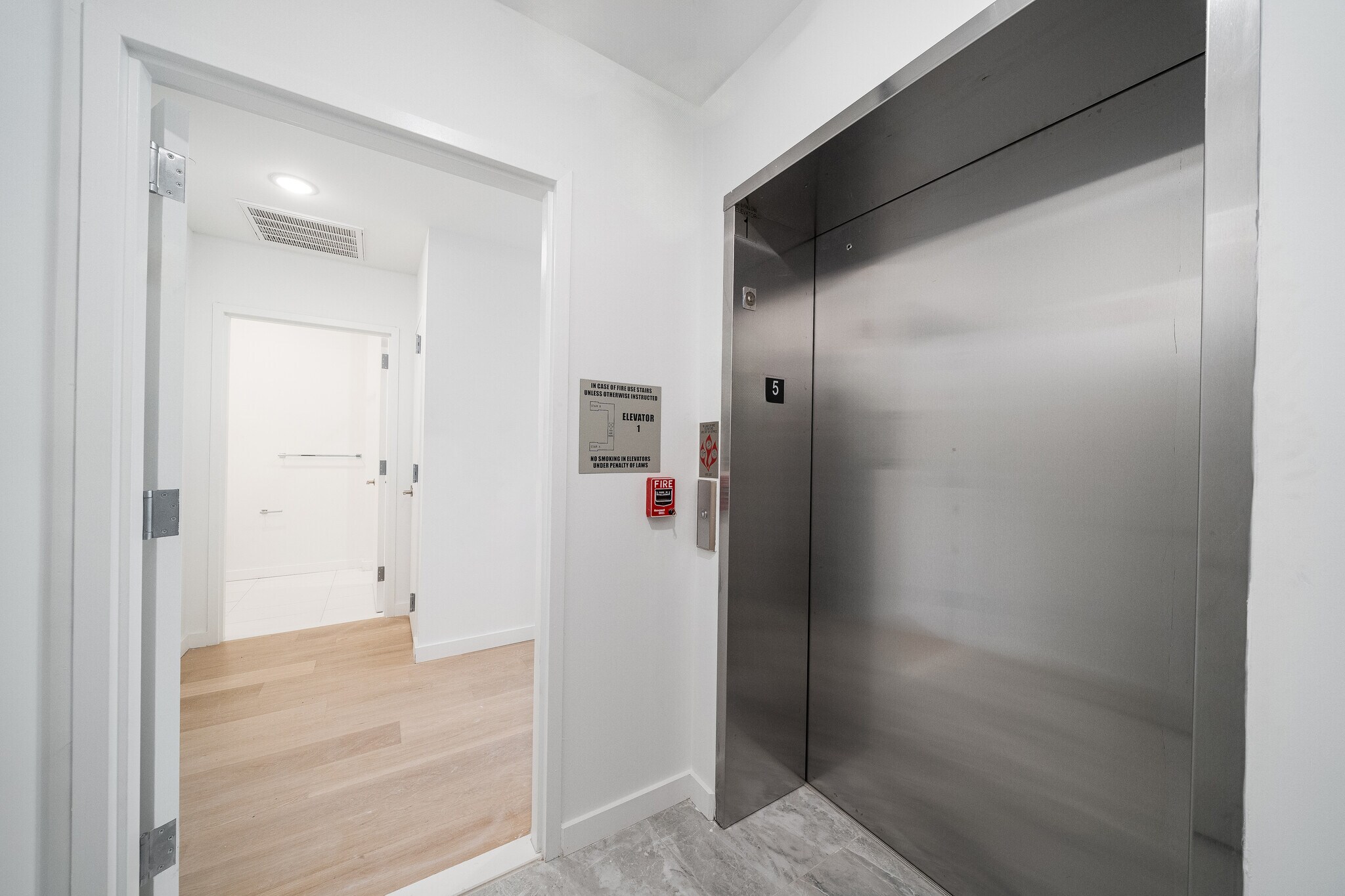 Elevator - 417 Jackson St