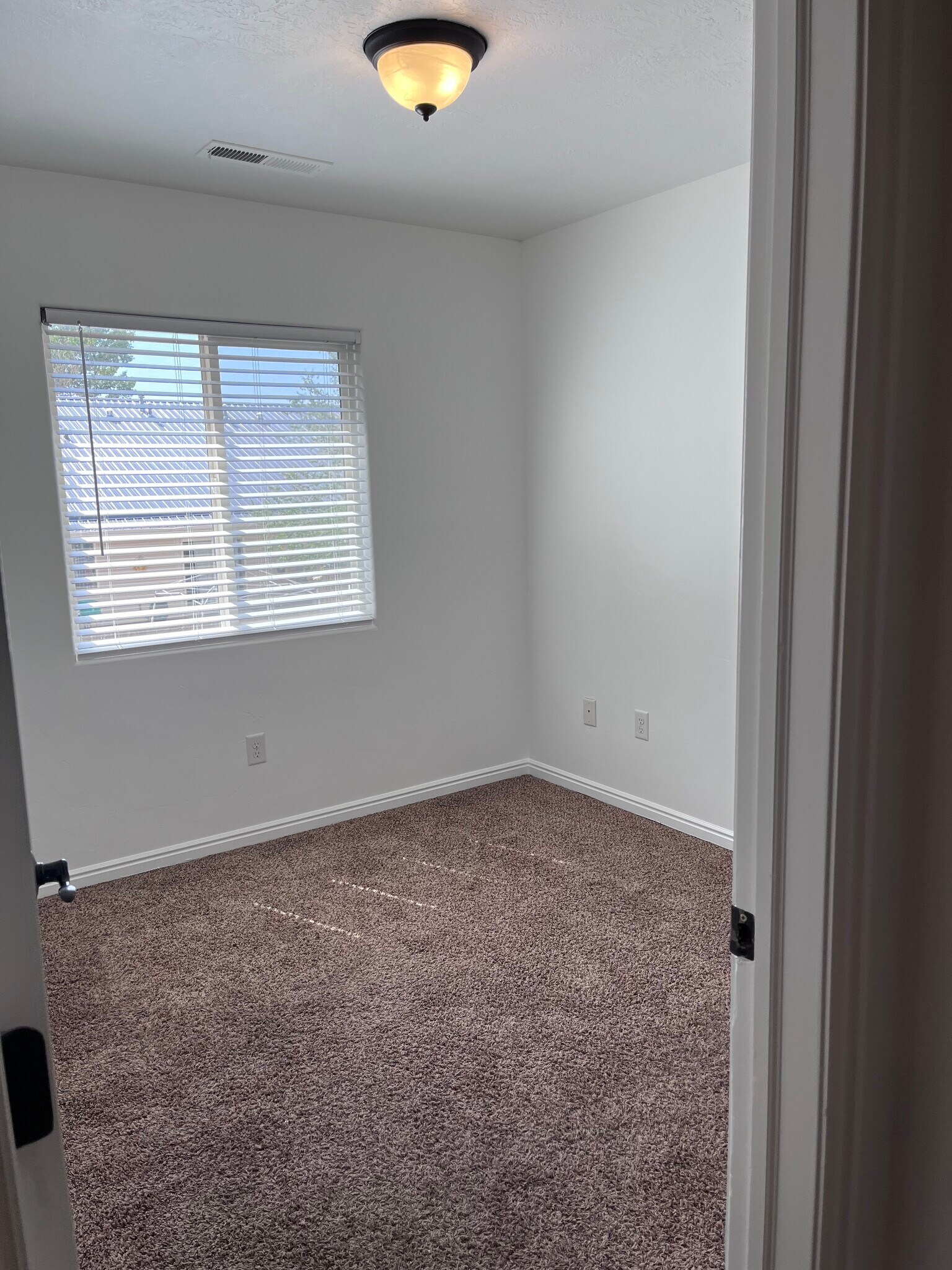 Upstairs Bedroom 2 - 1177 Northfield Rd