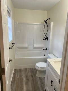 Building Photo - 5 Fellows Rd