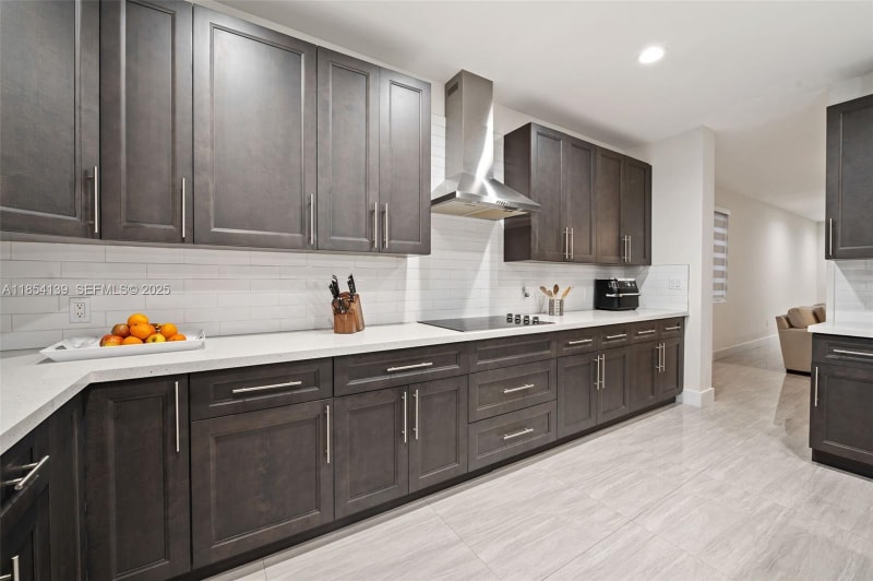 Building Photo - 457 Lafayette Dr