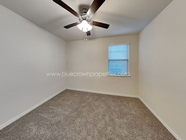 Building Photo - 11208 Shady Mdws Wy