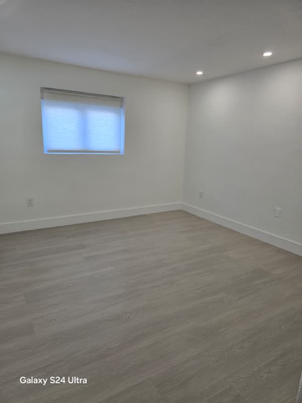 Building Photo - 2174 NE 170th St