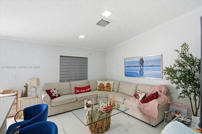 Building Photo - 18366 SW 139th Ct