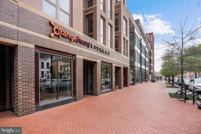 Building Photo - 1844 3rd St NW