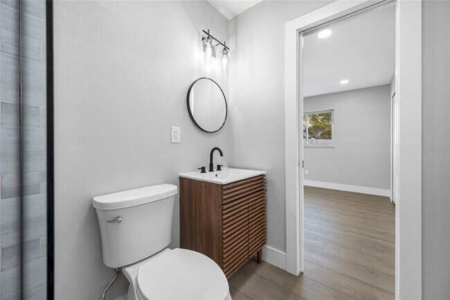 Building Photo - 1029 Bal Harbour Dr