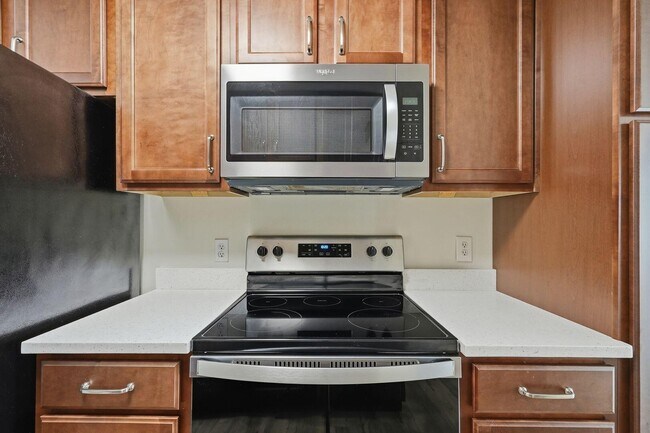 Building Photo - 5 Kelly Way