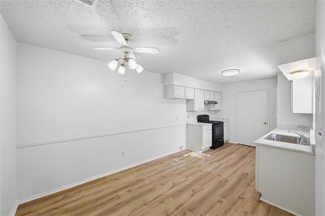 Building Photo - 4325 Altamesa Blvd