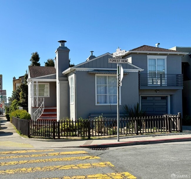 Building Photo - 1100 Eucalyptus Dr