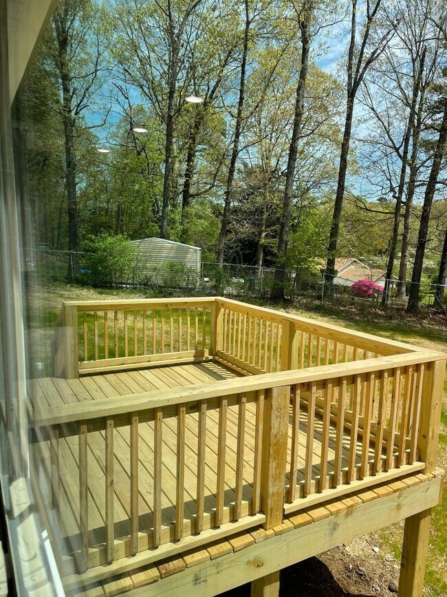 Building Photo - Available NOW! Charming 3 Bedroom, 2 Bathroom Home — Built in 2021