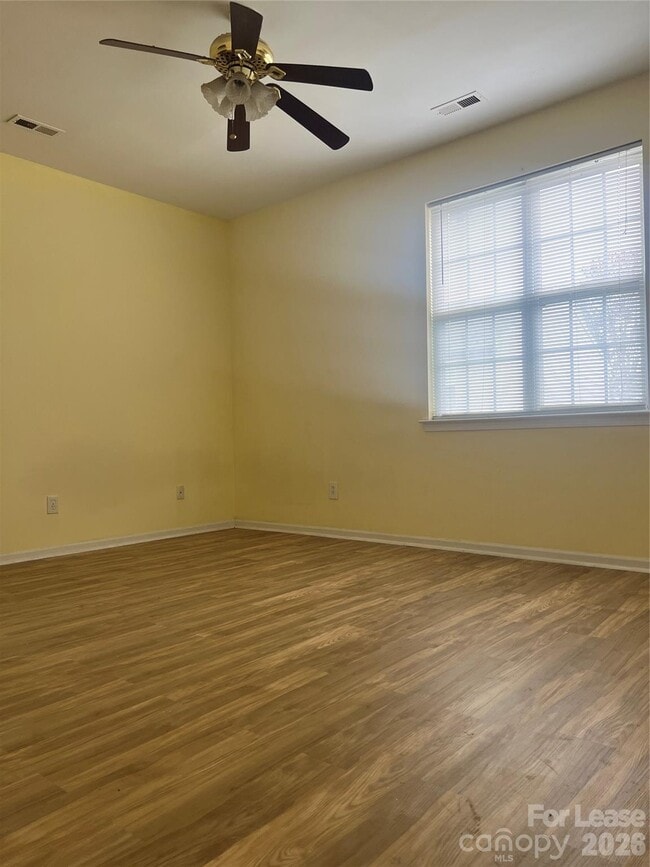 Building Photo - 9247 Cranfield Ln