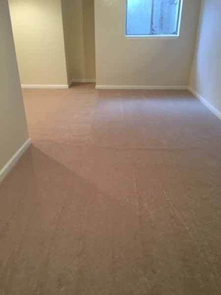 Building Photo - Spacious Townhouse For Rent