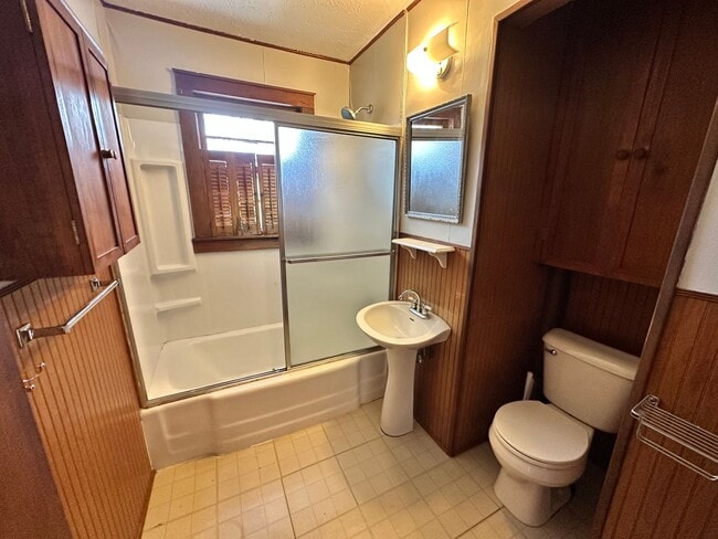 Building Photo - 2 Bed 1 Bath House in Murray