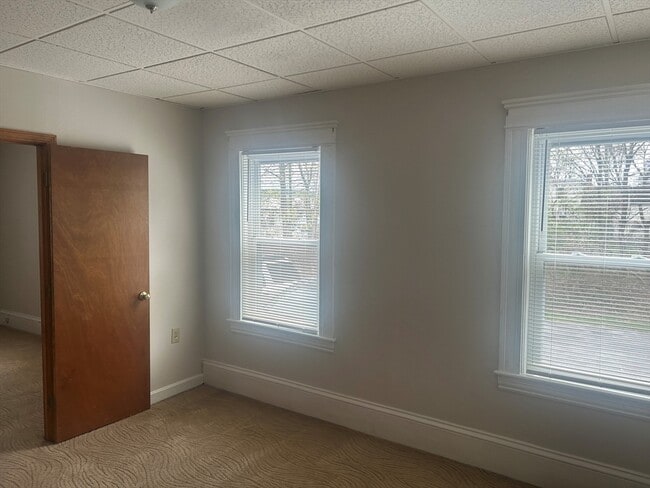 Building Photo - 1236 Mammoth Rd