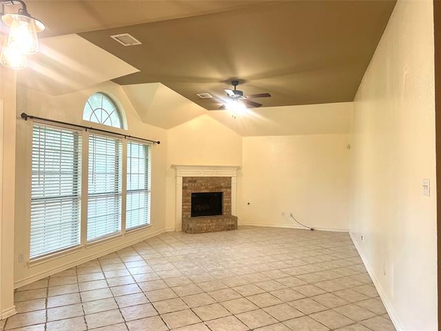 Building Photo - 1410 Oxford Dr