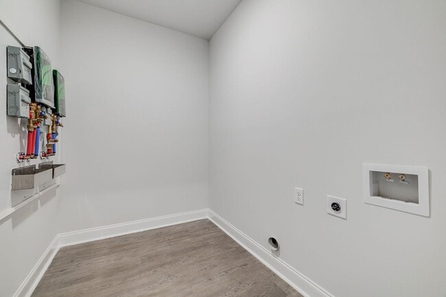 Building Photo - Charming 3BR/2BA Home with Open Layout & Fenced Yard in Rincon