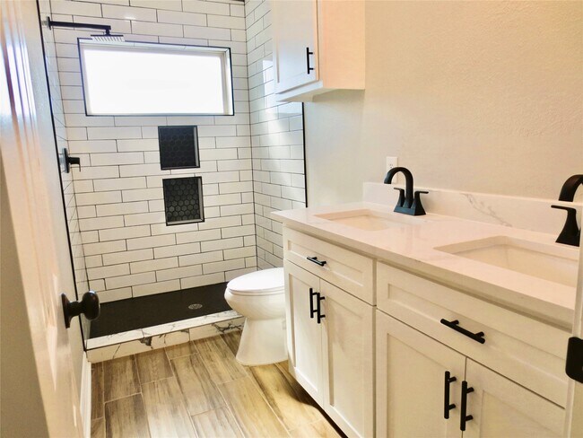 Building Photo - 10316 Aldine Westfield Rd