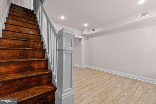 Building Photo - 2806 Ashland Ave