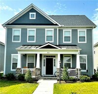 Building Photo - Stunning Modern Haven