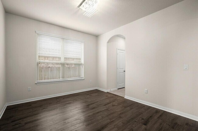Building Photo - 610 Puerta Vallarta Ln
