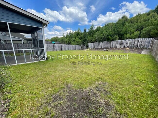 Building Photo - 546 Bunchgrass St