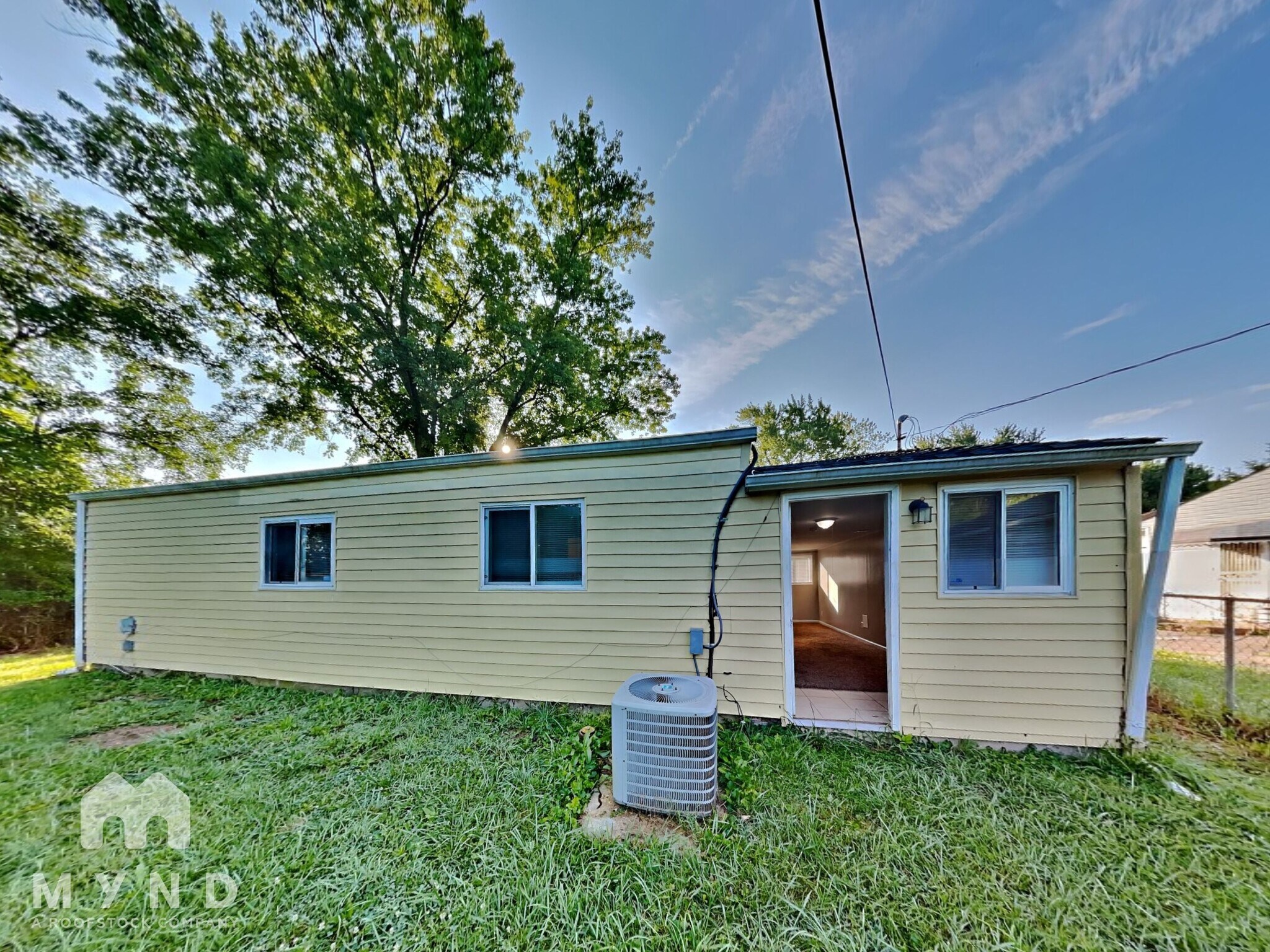 Building Photo - 3049 Bluefield Dr