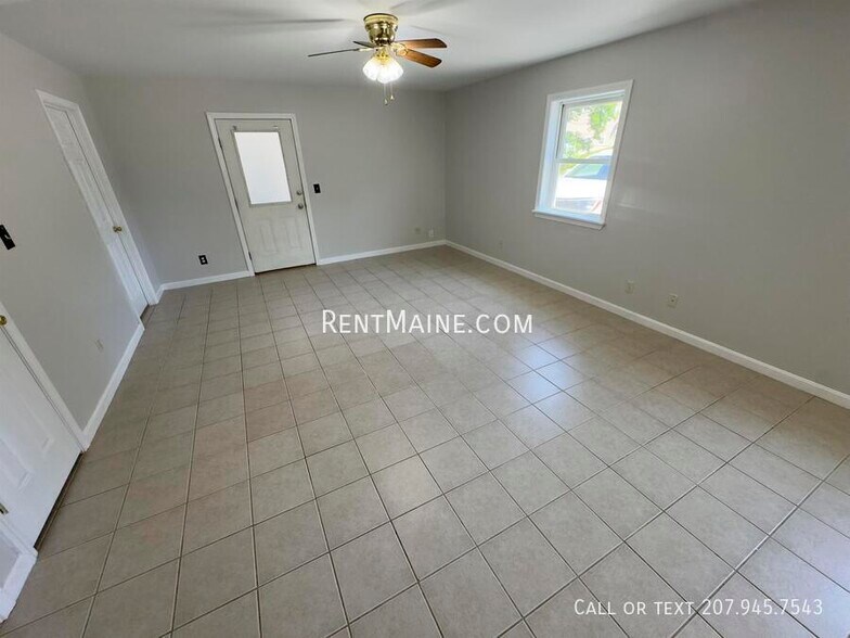 Building Photo - 1835 Hammond St