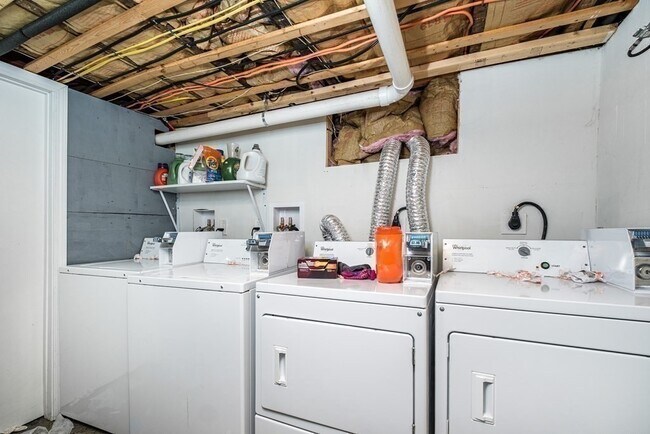 Building Photo - 17 O St