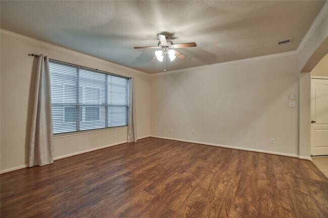 Building Photo - 17250 Lafayette Hollow Ln