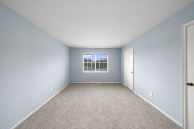 Building Photo - 11550 Chimney Rock Rd