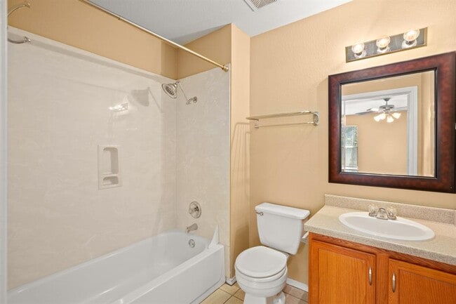 Building Photo - 1525 Poppy Seed Ln