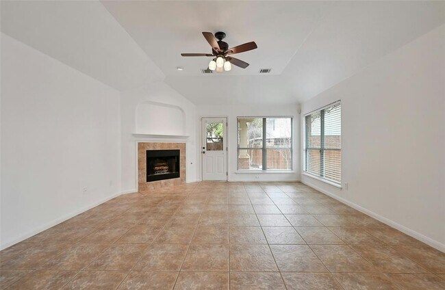 Building Photo - 10104 Hibiscus Cove