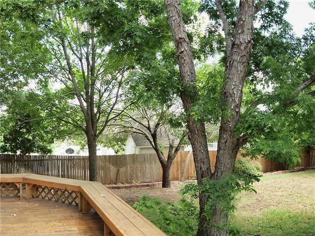 Building Photo - 7500 Canna Cove